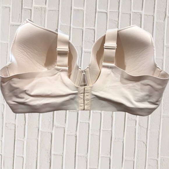 Cacique Lightly Lined T-Shirt Bra - Size 40DD - Picture 1 of 3